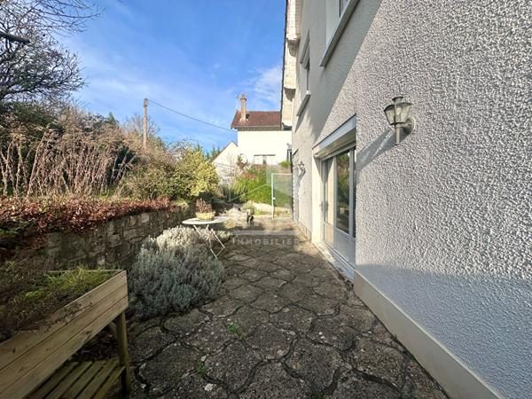 Maison familiale  Saint-Pierre-lès-Nemours - 5 chambres, 187 m²