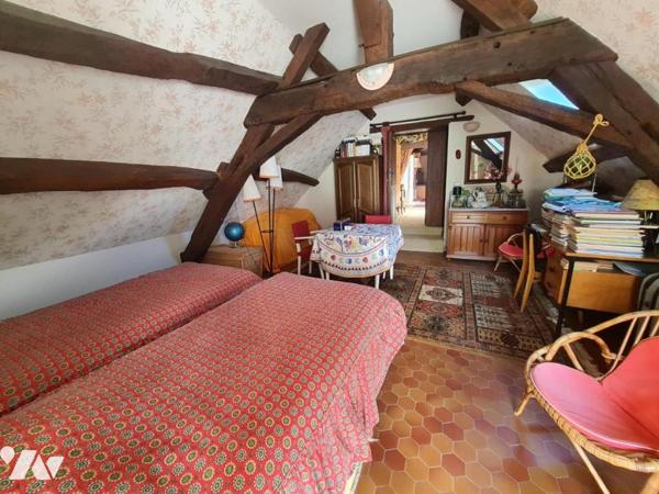 LONGERE -A VENDRE- LES ESSARTS ( 41800)