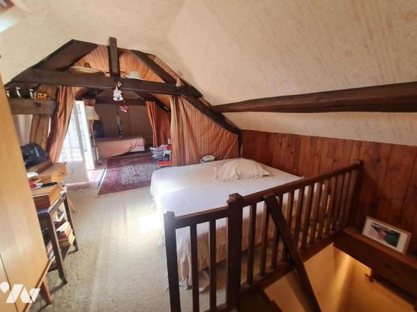 LONGERE -A VENDRE- LES ESSARTS ( 41800)