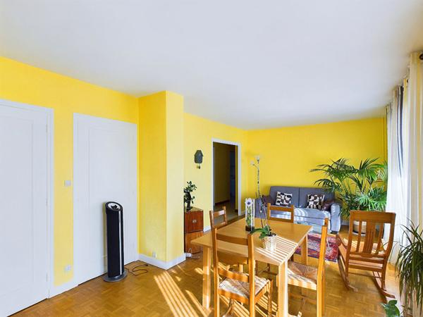 APPARTEMENT T3 CLIMATISE 76M2 AVEC ASCENSEUR CAVE ET PARKING SECURISE HYPER CENTRE VALENCE 26000