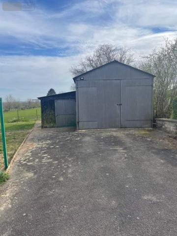 Maison à vendre à Saint-Georges-Buttavent en Mayenne (53100), ref : 046/854