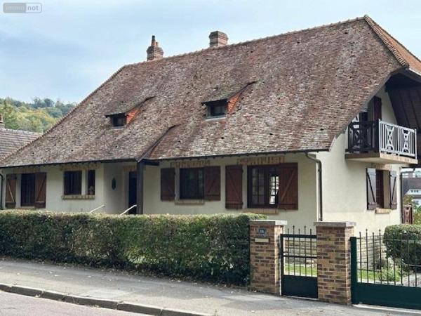 Maison à vendre à Neufchâtel-en-Bray en Seine-Maritime (76270), ref : H632