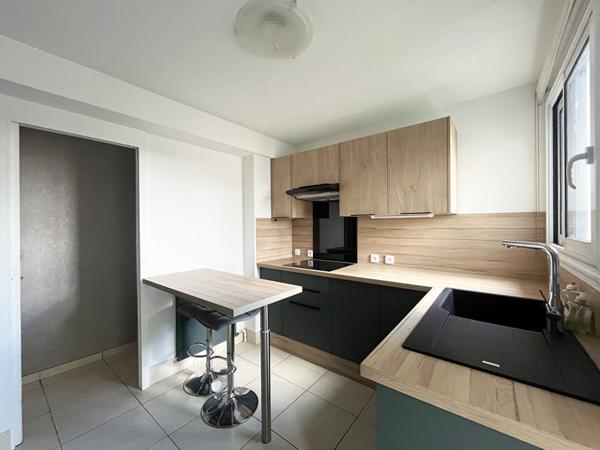 DOURDAN - Appartement avec 3 chambres !