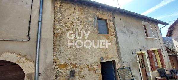 Deux Granges à rénover avec stationnement