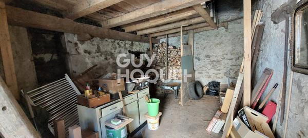 Deux Granges à rénover avec stationnement