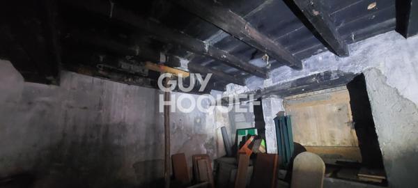 Deux Granges à rénover avec stationnement