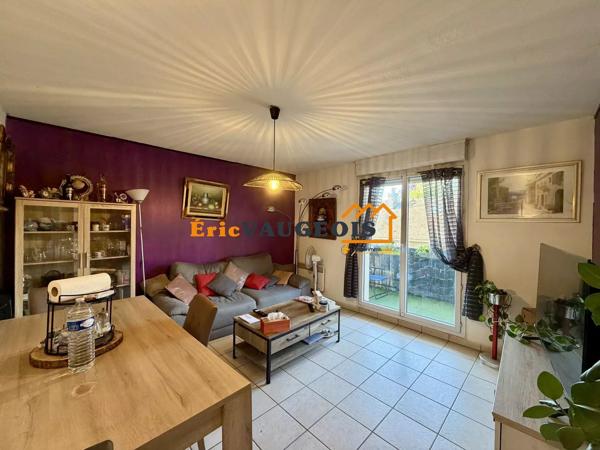 Vente                                                      Appartement
                        
                     3 pièces                      61 m2                     à La Ferté-Gaucher