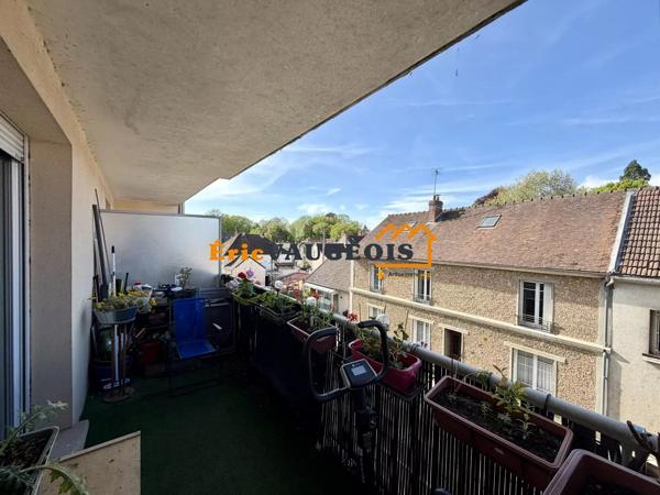 Vente                                                      Appartement
                        
                     3 pièces                      61 m2                     à La Ferté-Gaucher