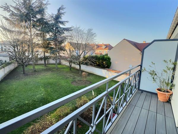 Appartement Thiais 4 pièces 86.01 Centre-ville rue Maurepas