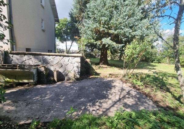 Maison à rénover avec jardin !