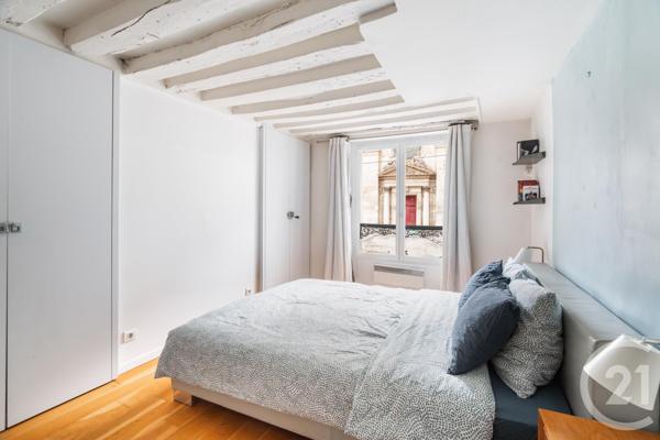 Appartement F3 à vendre  3 pièces - 66,32 m2 PARIS - 75004