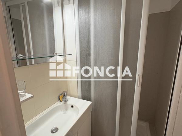 Location Studio meublé 23 m² - Six-fours 83140