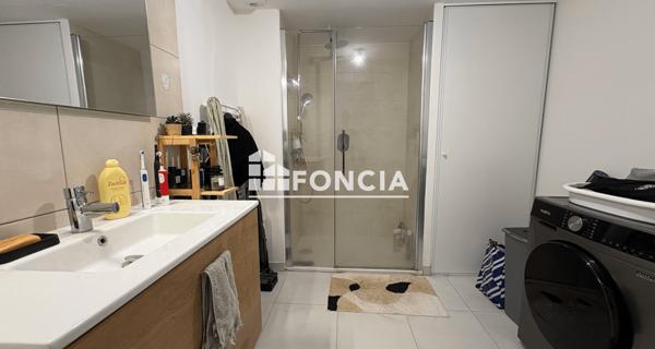 Location Appartement 2 pièces 42.9 m² - Hyères 83400
