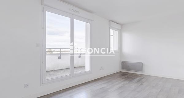 À vendre Studio 30 m² - Tours 37100