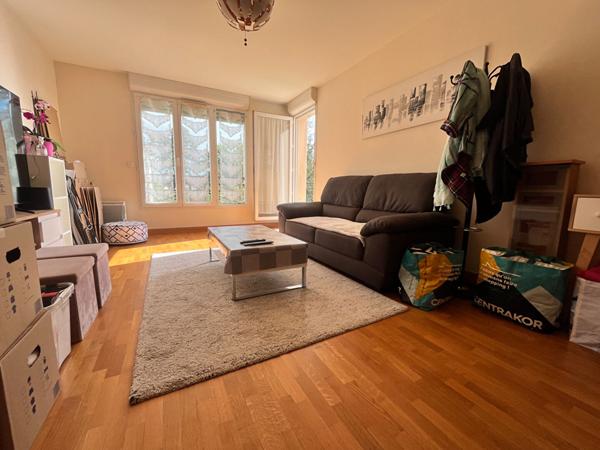 Appartement DOURDAN - 3 pièce(s) - 65.30 m2