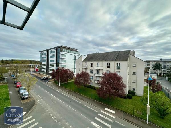 Appartement à louer 4 pièces 79m²