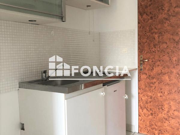 Location Studio 21.54 m² - 11 ET 13 RUE LES FILEURS Chartres 28000