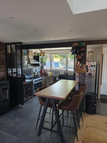 A vendre Maison bord de mer 200m de la Plage dans un endroit très tranquille.
Cette maison de 100m2 proche de la mer a été entièrement rénovée avec de bon matériaux, très bonne isolation, triple vitrage, poêle à granulés, portail électrique de bonne marque.
En bas une grande pièce de vie avec salon, salle à manger, cuisine équipée et aménagée donnant sur une terrasse plein sud (solarium).
Un très grand garage (90m2) pouvant être aménagé par la suite, une place de parking..
A l'étage, 3 chambres dont une en cours de travaux, douche italienne, wc.
Vous pouvez descendre à la plage (200m) ou profiter de  la jolie petite commune avec ses commerces, boucher, boulanger, bar, presse, restaurants, pharmacie, cabinet médical, bus proches.
Endroit très calme, dans une commune pleine de charme, situé dans une impasse.
Entièrement rénovée (triple vitrage, isolation aux normes, poêle à granulés, portail électrique, électricité refaite)
Si vous recherchez sur le secteur de Saint-Laurent de la mer, n'hésitez pas à me contacter.
Hervé Lorans 0610586227