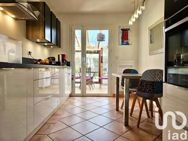 Maison traditionnelle 5 pièces de 110 m² à Rambouillet (78120)