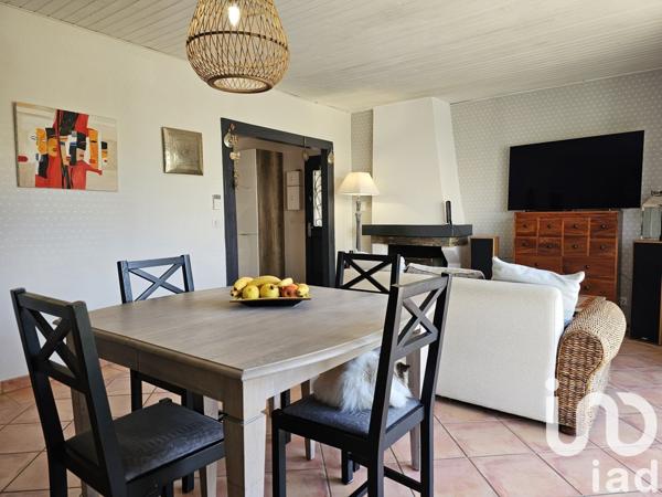 Maison traditionnelle 5 pièces de 110 m² à Rambouillet (78120)