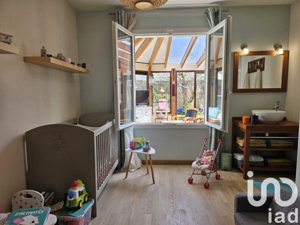 Maison traditionnelle 5 pièces de 110 m² à Rambouillet (78120)