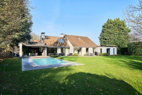 Vente Maison de luxe Croix 7 Pièces 341 m²