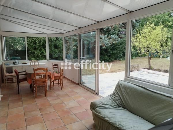 Maison
         8 pièces
        - 190 m² Bien prestige 925 000 € *