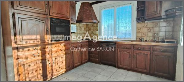 Maison à SAINT-LAURENT-DE-COGNAC, 16100 - 6 pièces 141m²