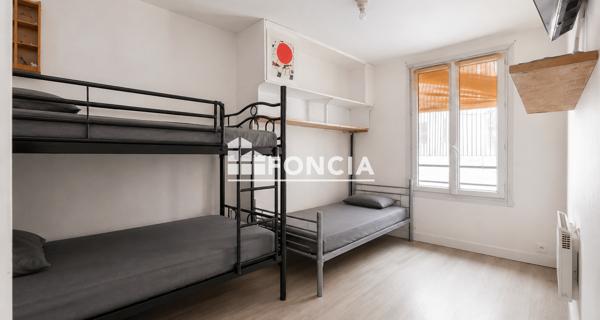 À vendre Studio 22.48 m² - Paris 75010