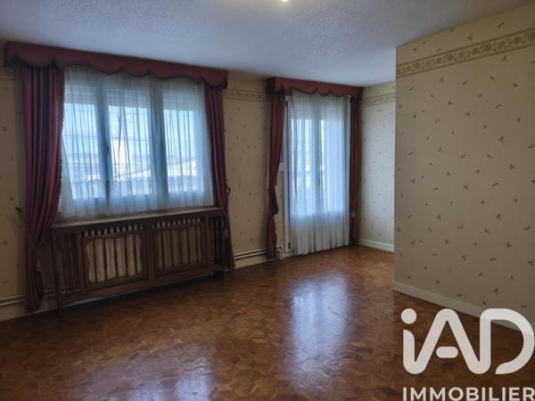 Maison à vendre 7 pièces 233 m² Saint-Ouen-lès-Parey