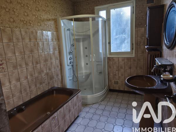 Maison à vendre 7 pièces 233 m² Saint-Ouen-lès-Parey