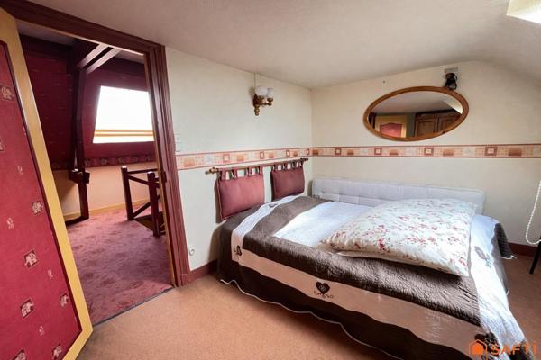 Maison familiale au vert avec parc et rivière