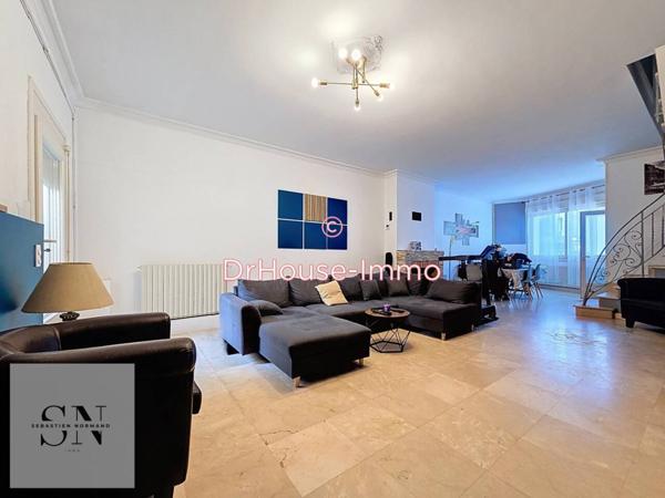 Maison à vendre 5 pièces de 159 m²