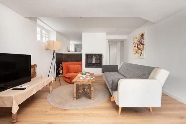 Vente VILLA ALBI 8 pieces 250m2 Jardin 3800m2 avec piscine