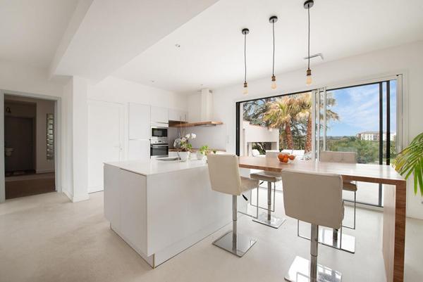 Vente VILLA ALBI 8 pieces 250m2 Jardin 3800m2 avec piscine