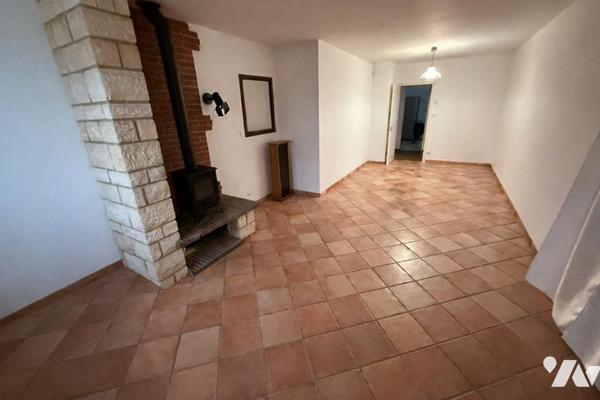 A FOSSE-MAISON A VENDRE