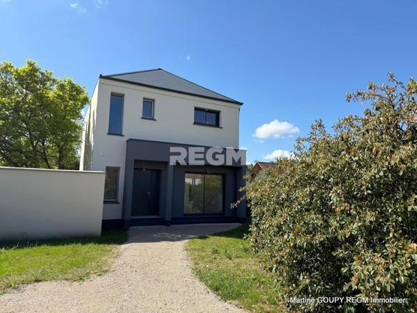 Saint-Pryvé-Saint-Mesmin (45750) Saint-Pryvé-Saint-Mesmin (45) – « Jacinthe » - Maison neuve 104 m² 3 chb Parcelle close 382 m²