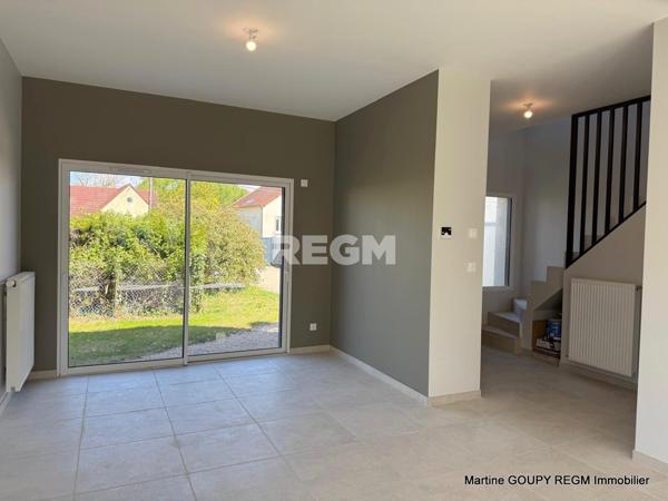 Saint-Pryvé-Saint-Mesmin (45750) Saint-Pryvé-Saint-Mesmin (45) – « Jacinthe » - Maison neuve 104 m² 3 chb Parcelle close 382 m²