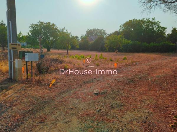 Terrain à vendre de 1 060 m²