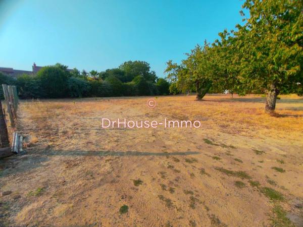 Terrain à vendre de 1 060 m²