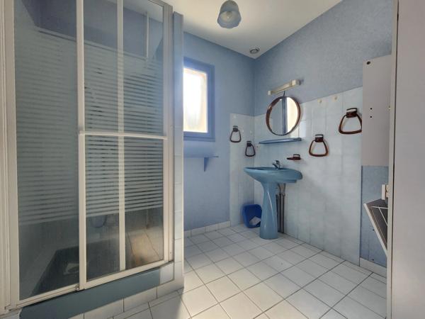 Maison à vendre de plain-pied 139m² - 5 pièces - LE CHATEAU D'OLERON (17)