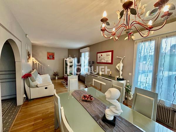 Maison Neuilly Sr Marne 4 pièce(s) 85 m2