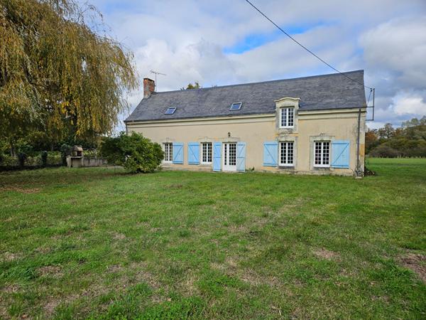 Elégante longère de 200 m² - Espace et tranquillité à la campagne 9km de FLECHE