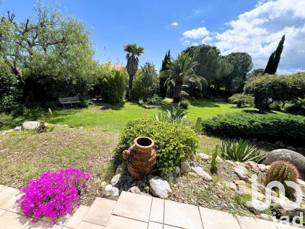 Demeure 5 pièces de 166 m² à Argelès-sur-Mer (66700)