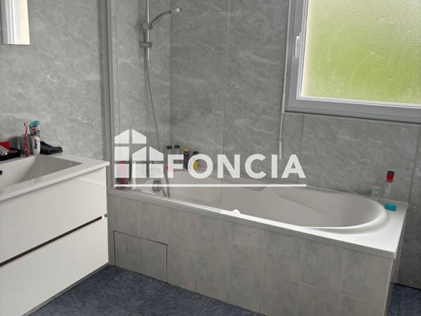 Location Maison 4 pièces 103.92 m² - 12 IMPASSE DES COURBES Sable Sur Sarthe 72300