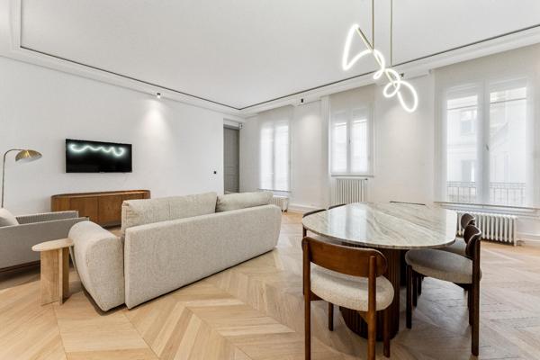 APPARTEMENT D'EXCEPTION -AV KLEBER