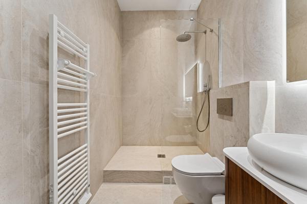 APPARTEMENT D'EXCEPTION -AV KLEBER