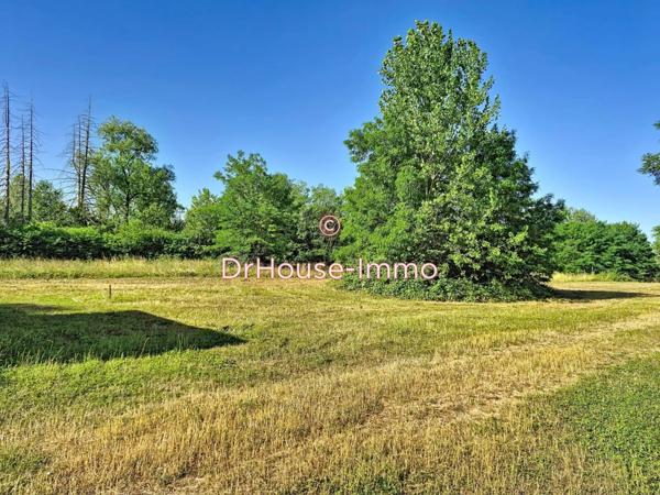 Terrain à vendre de 23 052 m²
