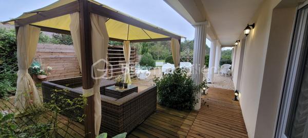 Maison contemporaine de 230 m²