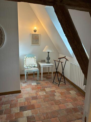 Maison centre historique AMOISE : RARE et RECHERCHE